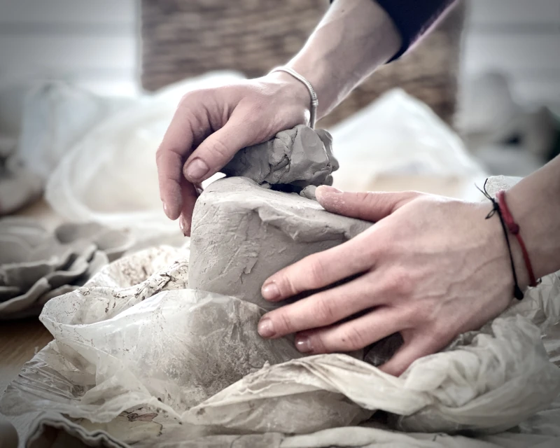 Kira - ceramic artist